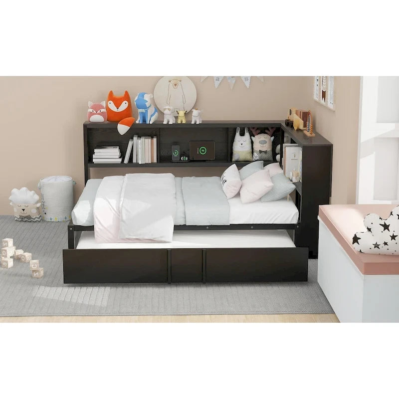 Divano letto con struttura in metallo, con libreria ad angolo, spondina di protezione, porte USB e letto estraibile, a basso profilo