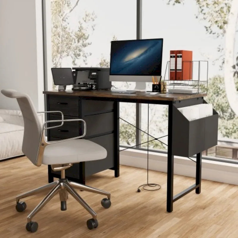 Scrivania da ufficio 120 cm, moderna postazione di lavoro reversibile con ripiano, 3 cassetti, prese di corrente e tasche laterali