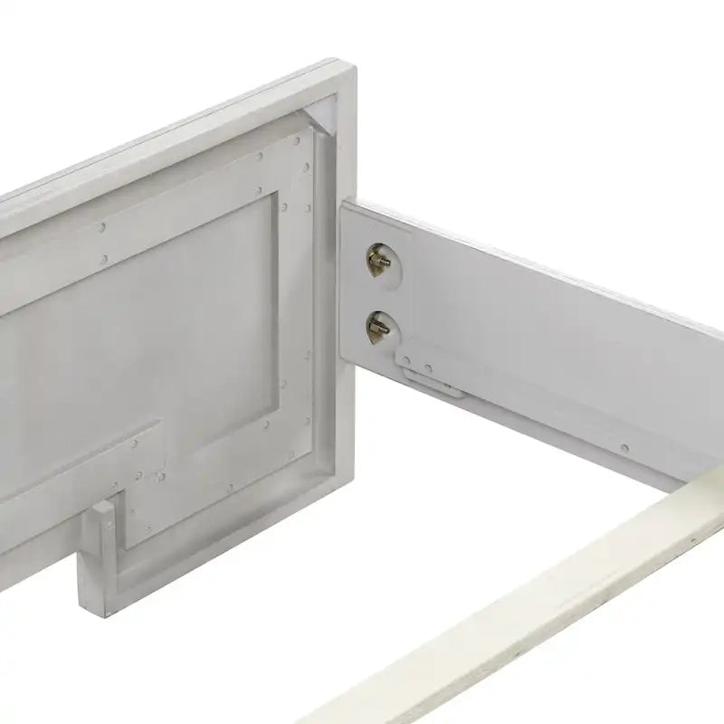 Letto con pannelli in legno bianco rustico