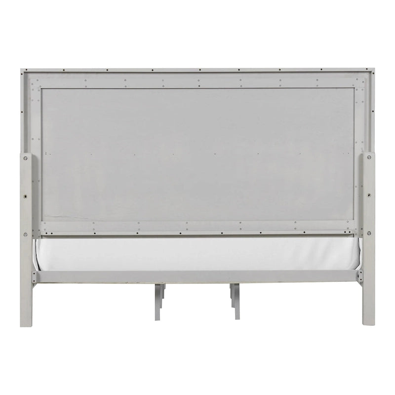 Letto con pannelli in legno bianco rustico