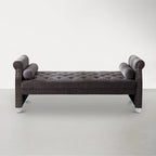 Chaise longue trapuntata con braccioli arrotolati