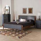 Letto con piattaforma in legno finitura noce e tessuto grigio, stile Mid-Century Modern